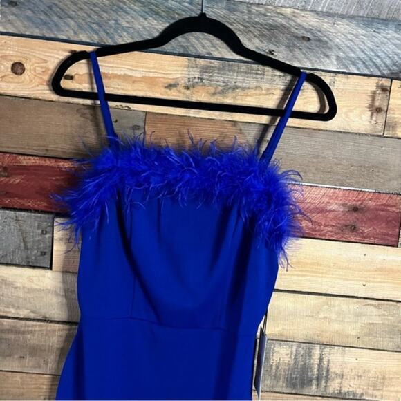 Crystal Sky Blue Feather Dress Size Medium - Picture 4 of 11